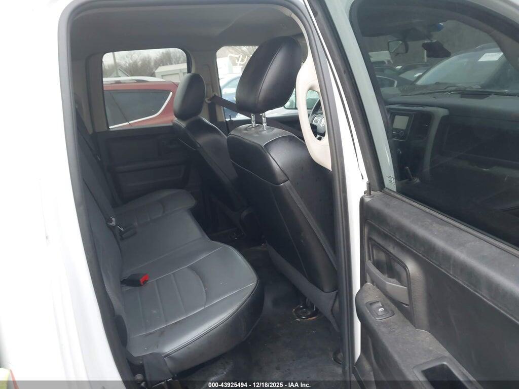 1C6RR6FG5NS231547 2022 RAM 1500 CLASSIC photo no. 8