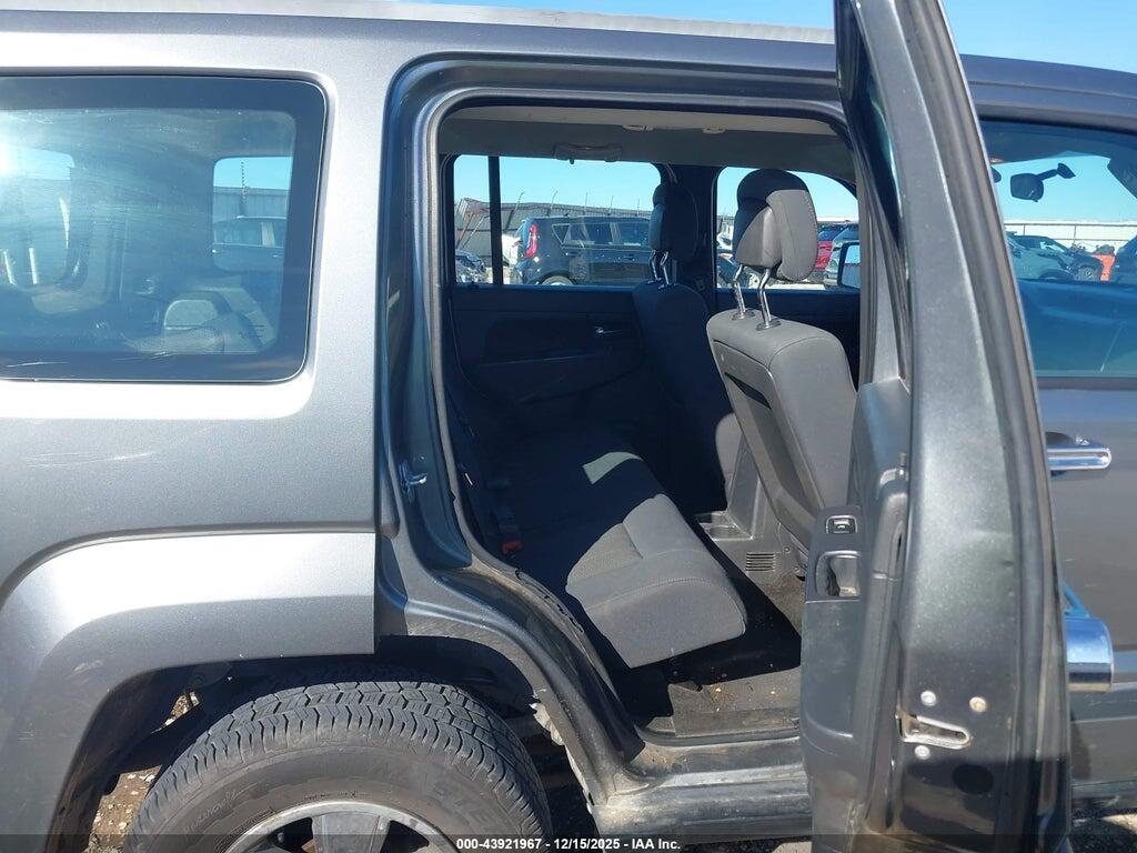 1C4PJMAK7CW110323 2012 JEEP LIBERTY photo no. 8