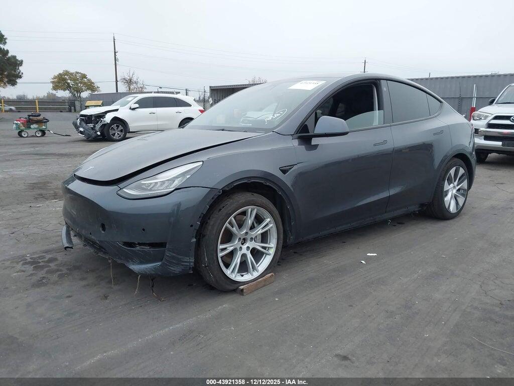 5YJYGDEE3MF225160 2021 TESLA MODEL Y photo no. 2