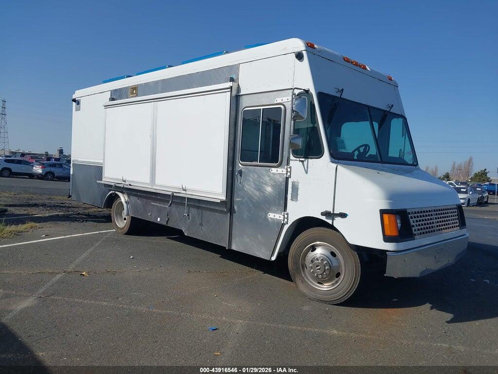 2004 WORKHORSE CUSTOM CHASSIS FORWARD CONTROL CHASSIS 5B4KP42U843395003