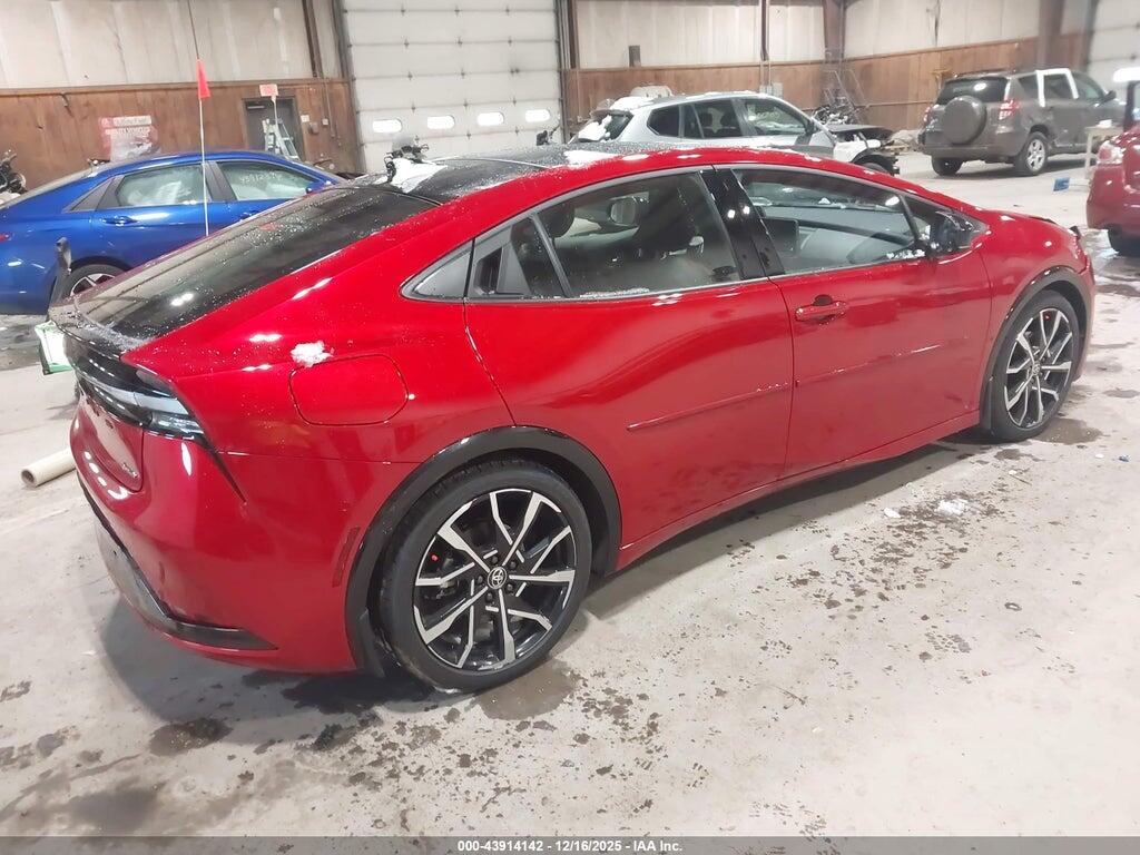 JTDACACU2S3051579 2025 TOYOTA PRIUS PLUG-IN HYBRID photo no. 4