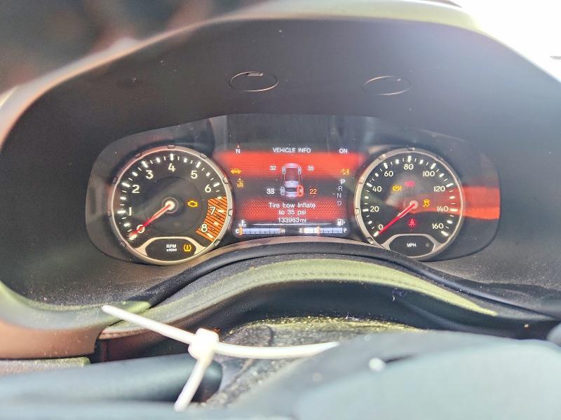 2022 JEEP RENEGADE LIMITED — Фото 9 из 13