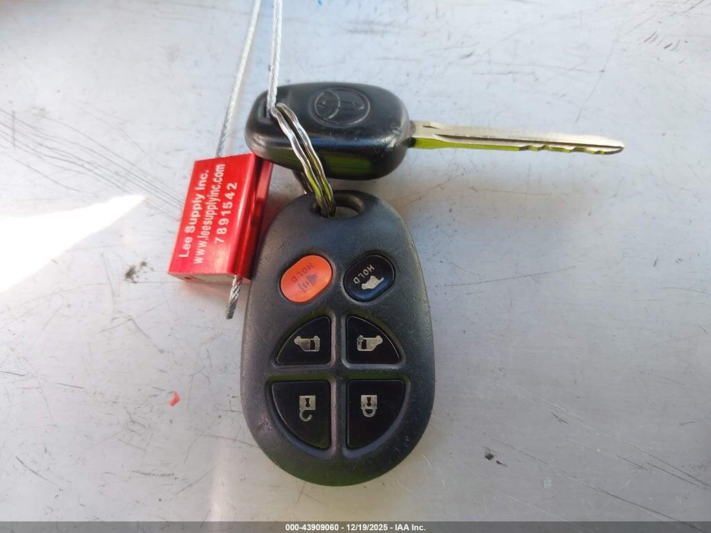5TDZA23C64S183820 2004 TOYOTA SIENNA photo no. 11