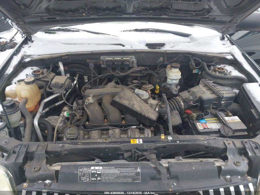 4M2YU57146DJ10385 2006 MERCURY MARINER photo no. 10