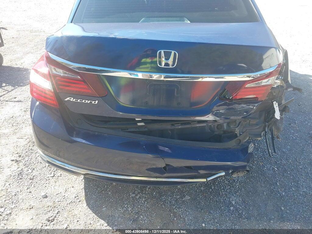 1HGCR2F32HA225026 2017 HONDA ACCORD photo no. 6
