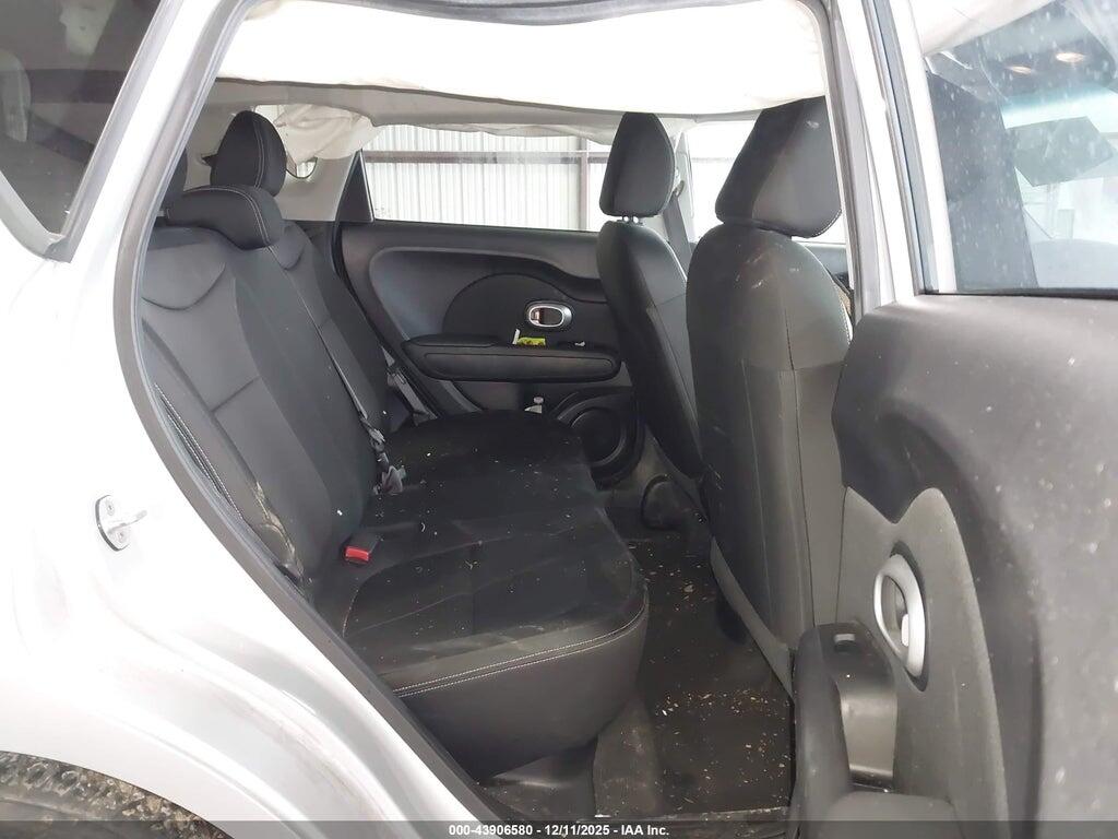 KNDJN2A24G7874600 2016 KIA SOUL photo no. 8