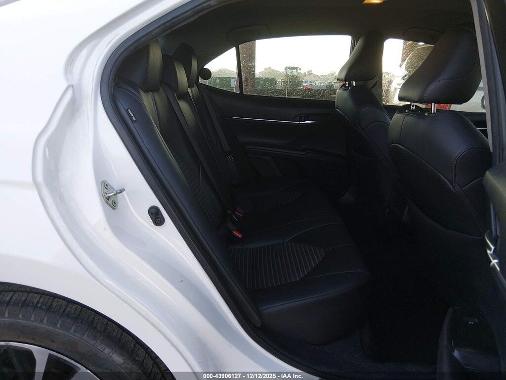 4T1B11HK9JU536663 2018 TOYOTA CAMRY photo no. 8