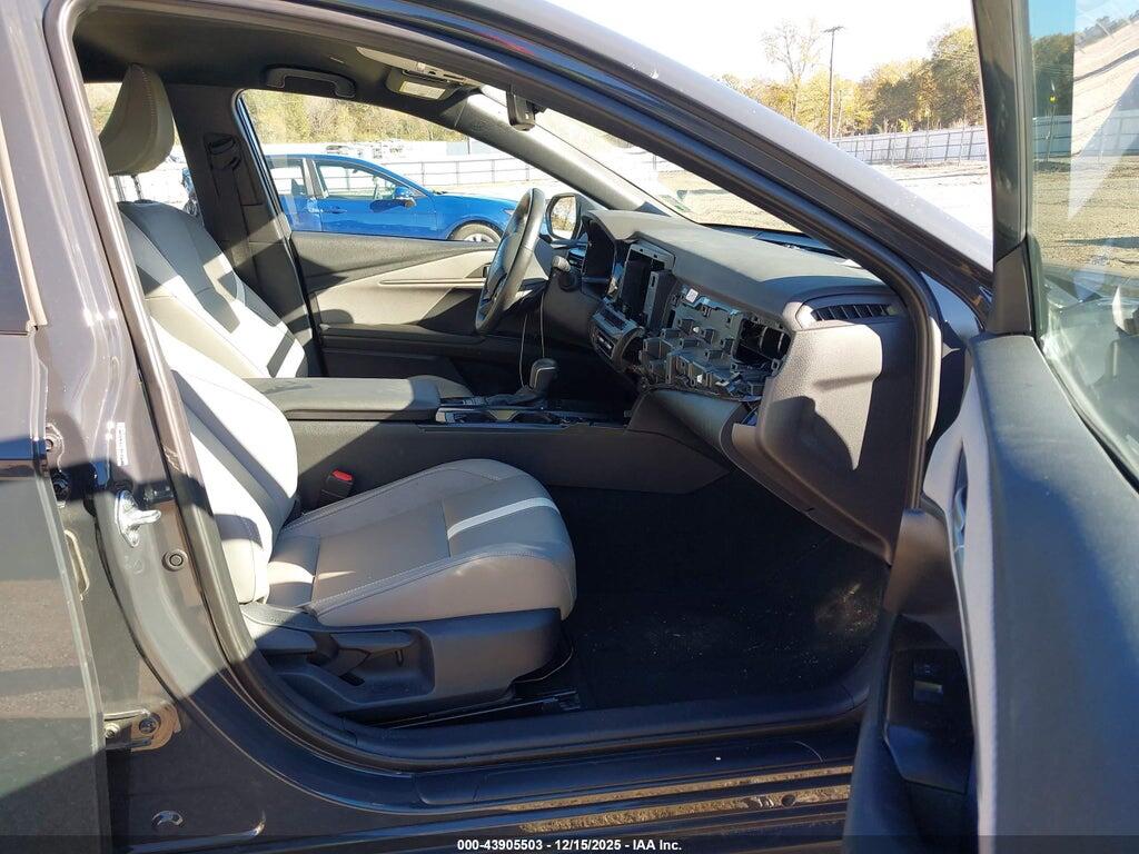 4T1DAACK4SU575825 2025 TOYOTA CAMRY photo no. 5