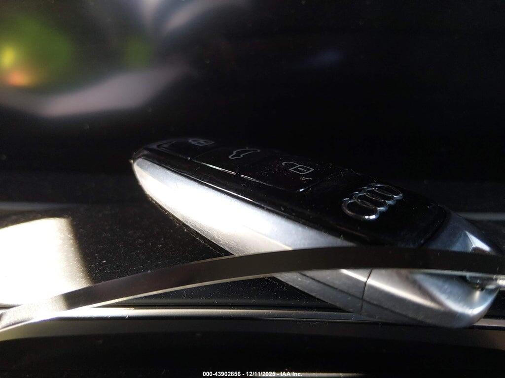 WAUV2AF29KN058402 2019 AUDI A7 photo no. 11