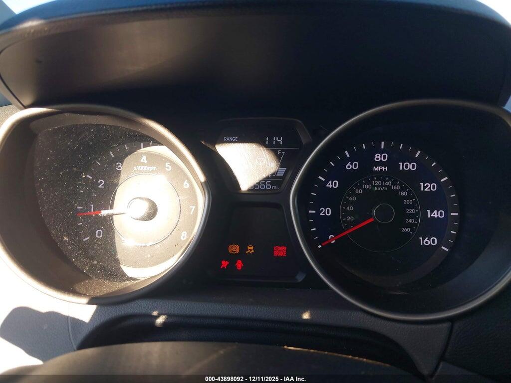 5NPDH4AE0GH721637 2016 HYUNDAI ELANTRA photo no. 7