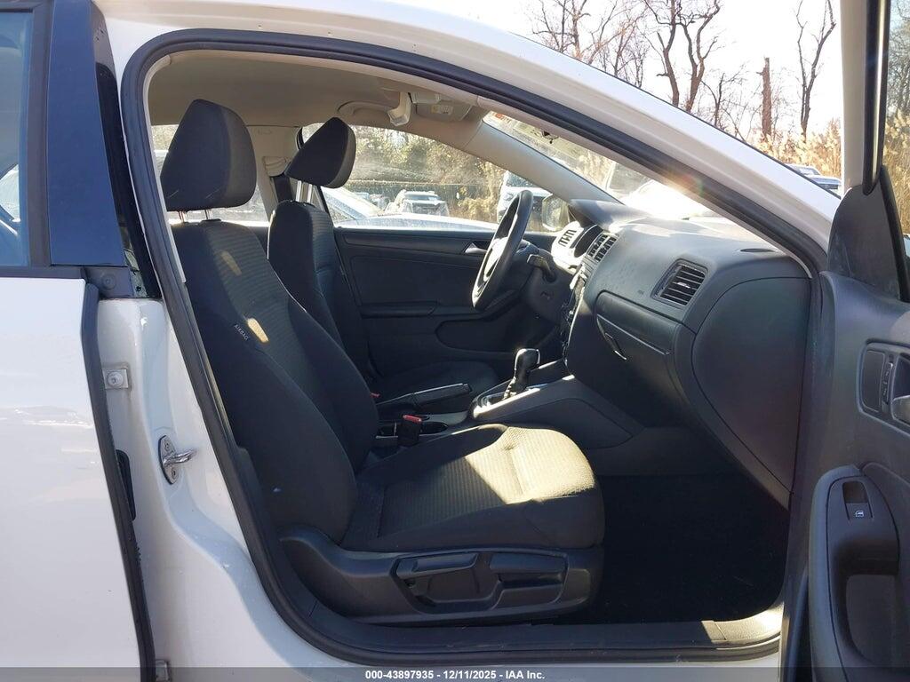 3VW2K7AJ0FM224472 2015 VOLKSWAGEN JETTA photo no. 5