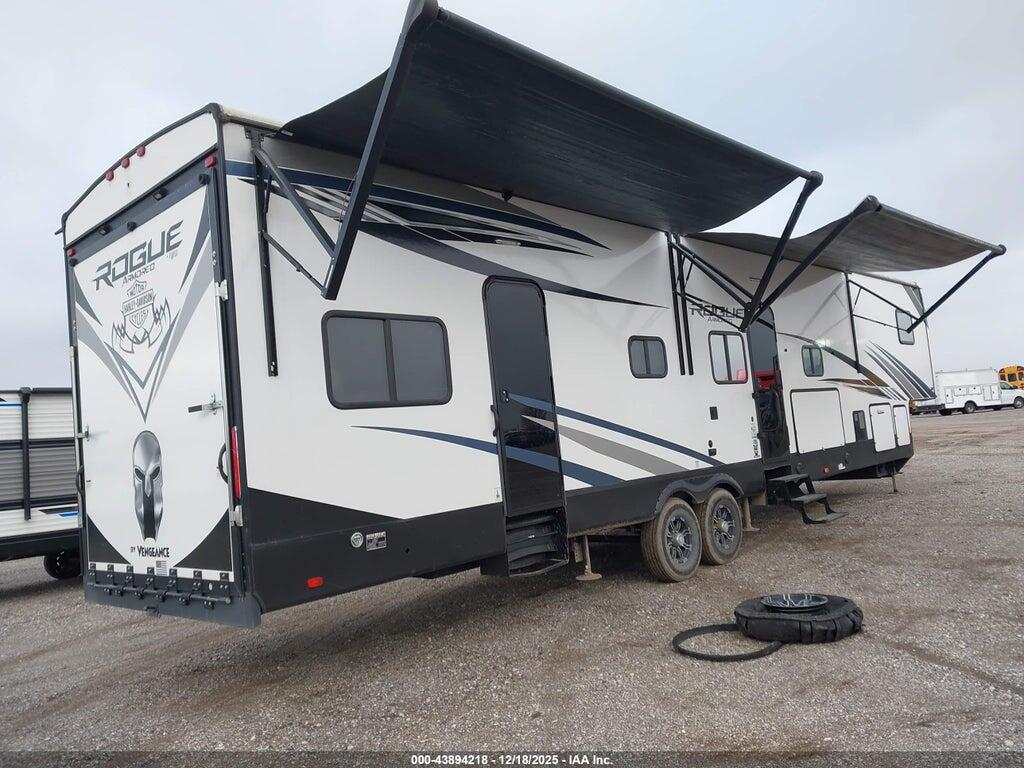 4X4FVGS23N5402182 2022 FOREST RIVER VENGEANCE 4007 photo no. 4