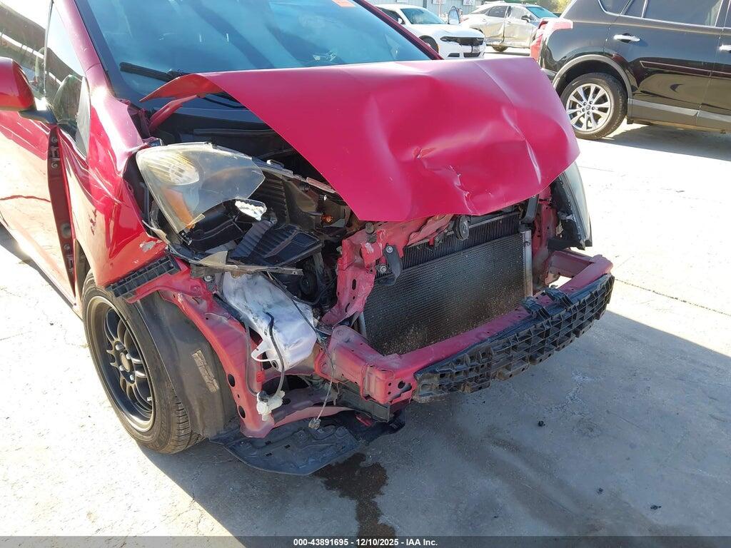 JHMGE8H37DC010105 2013 HONDA FIT photo no. 6