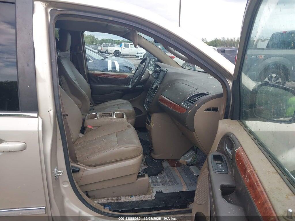 2C4RC1BG7FR694215 2015 CHRYSLER TOWN & COUNTRY photo no. 5