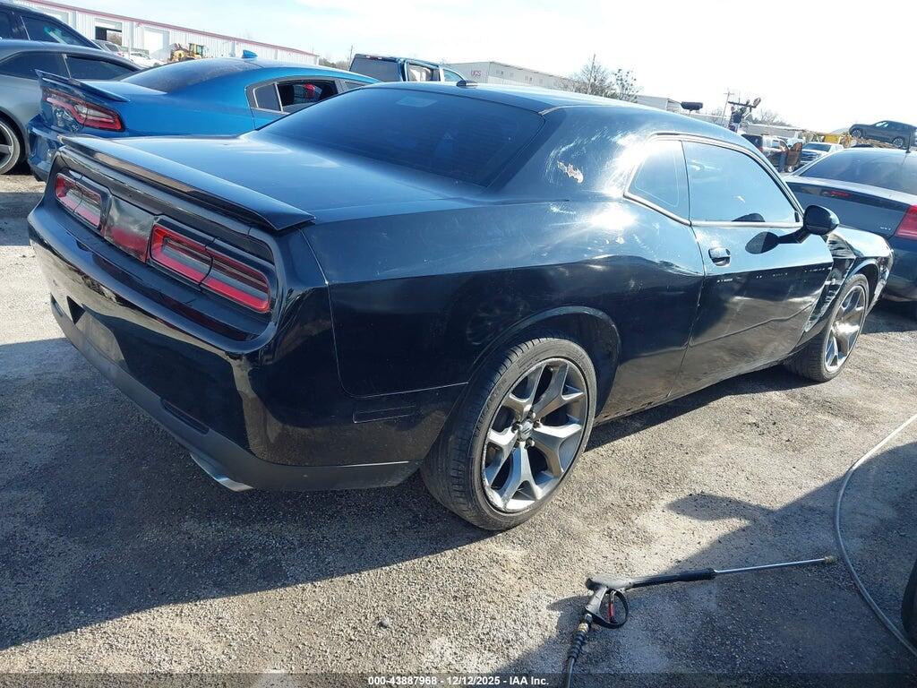 2C3CDZBTXHH572606 2017 DODGE CHALLENGER photo no. 4