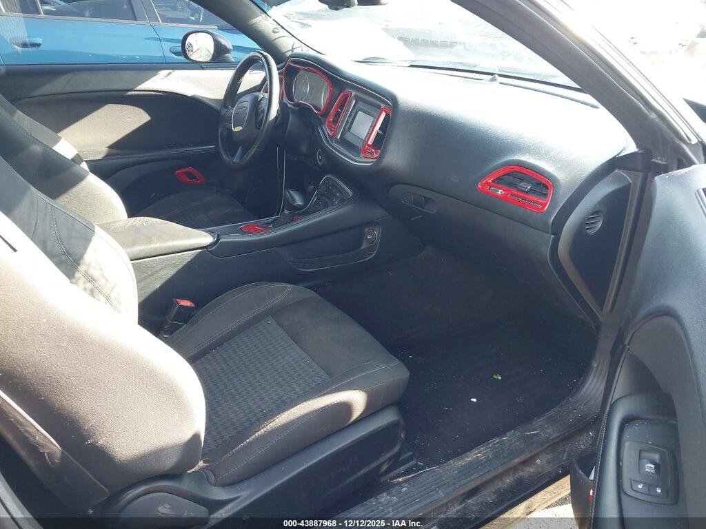 2C3CDZBTXHH572606 2017 DODGE CHALLENGER photo no. 5