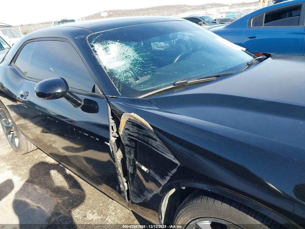 2C3CDZBTXHH572606 2017 DODGE CHALLENGER photo no. 6