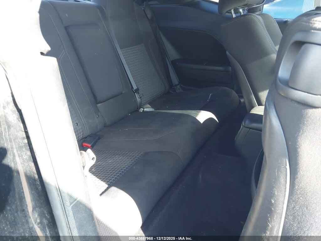 2C3CDZBTXHH572606 2017 DODGE CHALLENGER photo no. 8