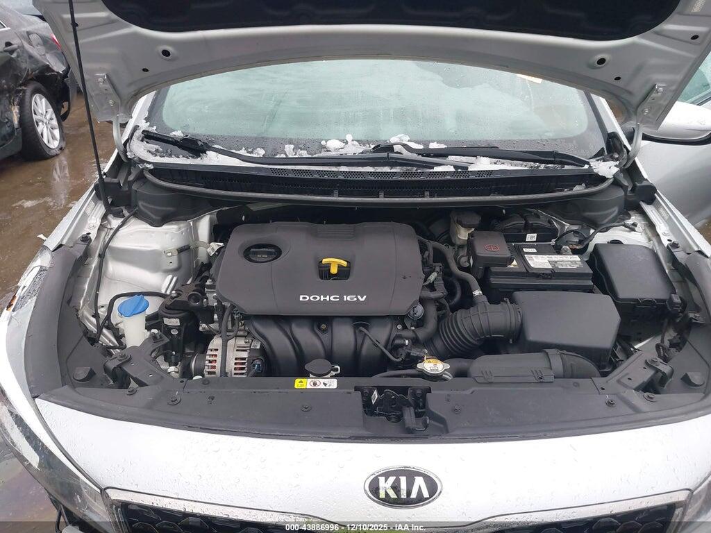 3KPFK4A76HE018612 2017 KIA FORTE photo no. 10