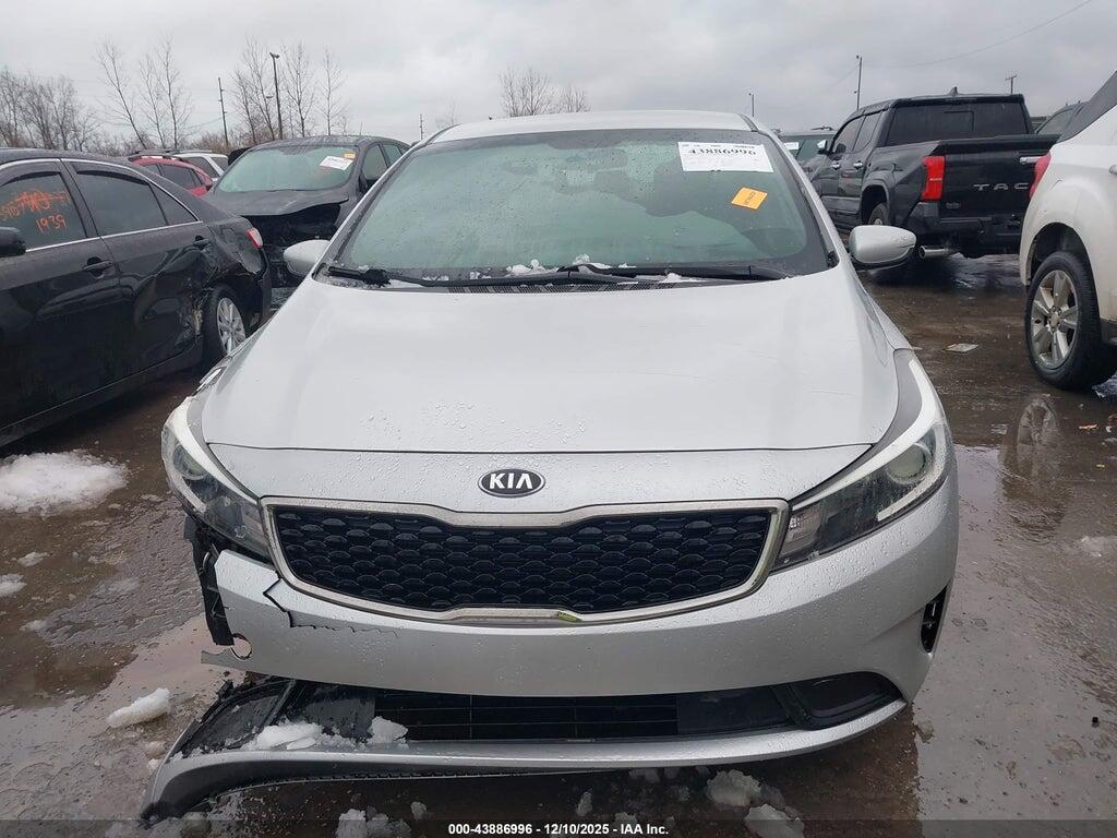 3KPFK4A76HE018612 2017 KIA FORTE photo no. 12