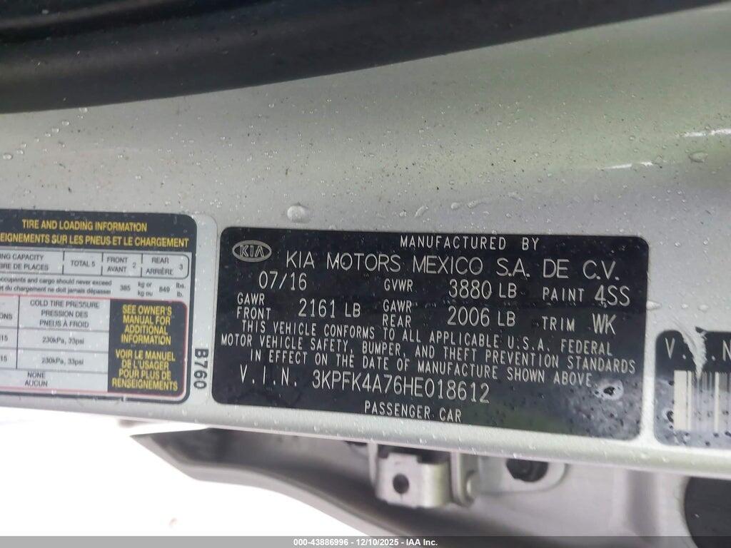 3KPFK4A76HE018612 2017 KIA FORTE photo no. 9