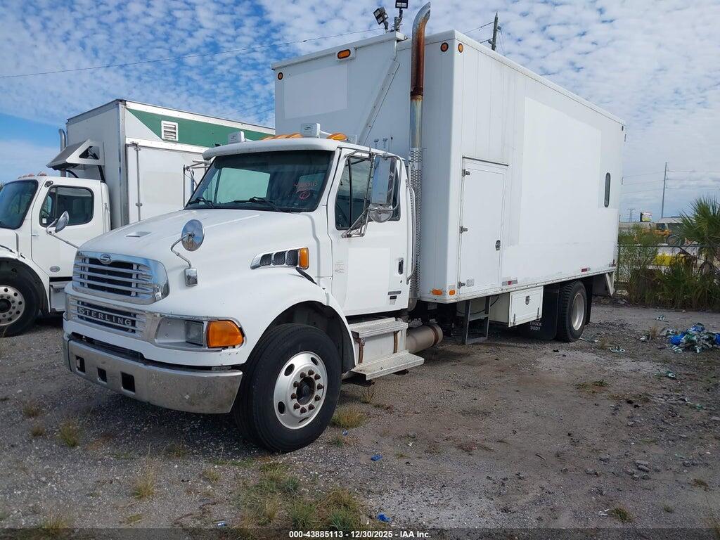 2FZACGCS84AL89503 2004 STERLING TRUCK ACTERRA photo no. 2