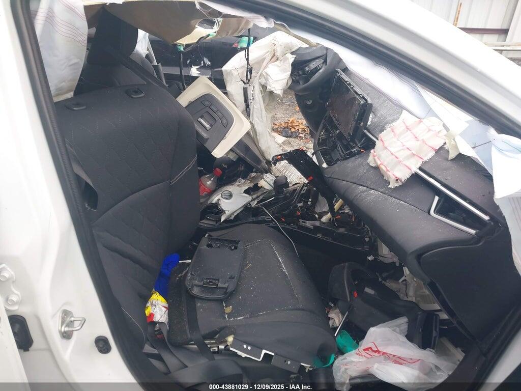 JTDBCMFE4RJ033472 2024 TOYOTA COROLLA photo no. 5