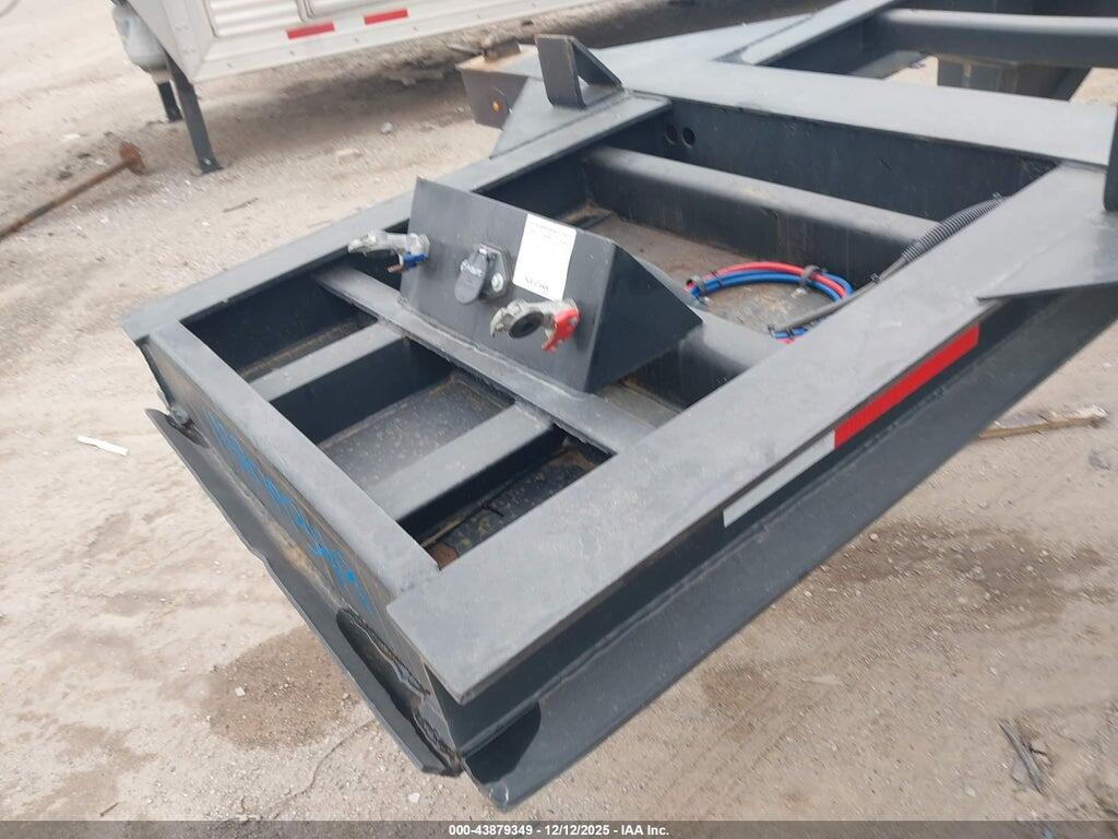 1S12SC235RG689849 1994 STRICK TRAILERS CONTAINER CHASSIS photo no. 10
