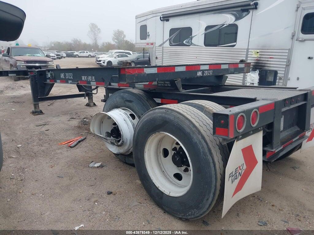 1S12SC235RG689849 1994 STRICK TRAILERS CONTAINER CHASSIS photo no. 3