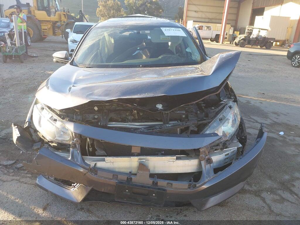 19XFC2F73JE009415 2018 HONDA CIVIC photo no. 12
