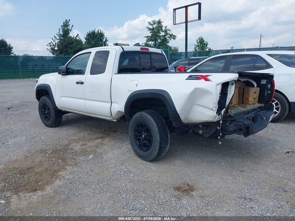 3TYRX5GN0NT066333 2022 TOYOTA TACOMA photo no. 3