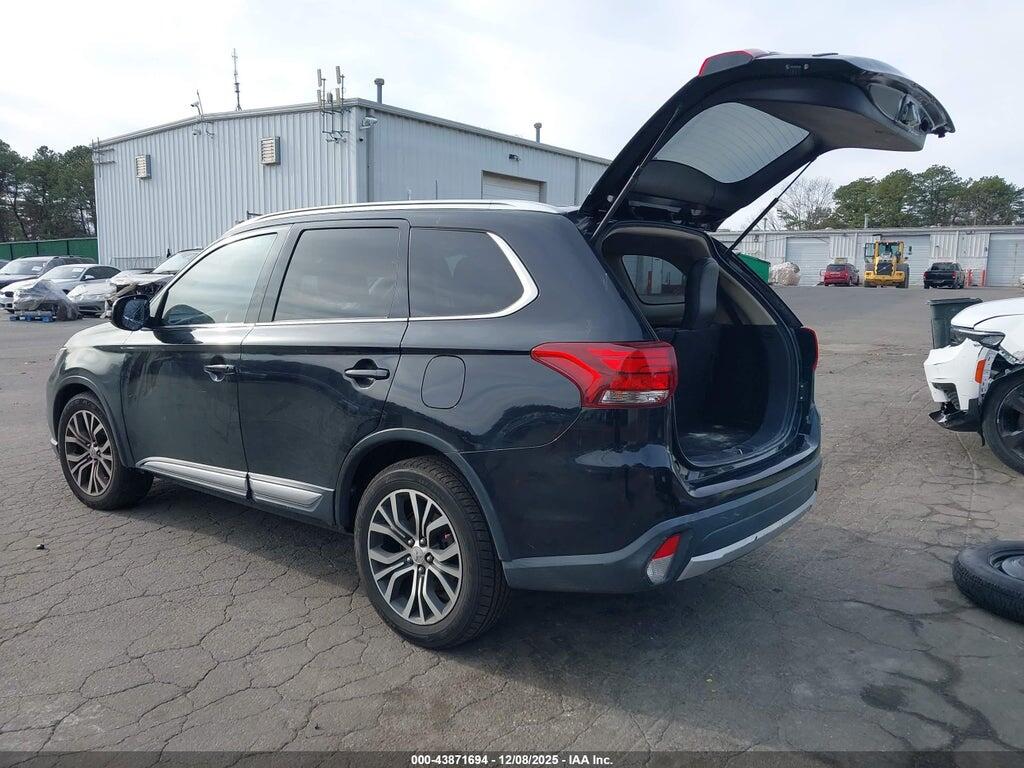 JA4AZ3A37HZ055356 2017 MITSUBISHI OUTLANDER photo no. 3