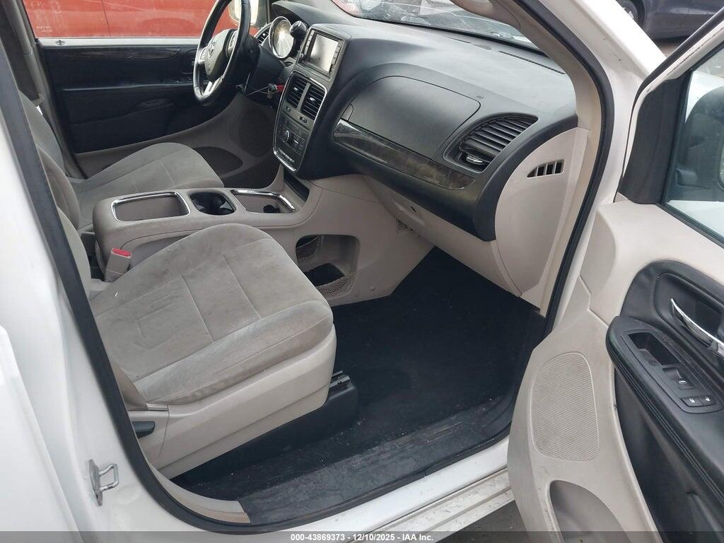 2D4RN5DG6BR750981 2011 DODGE GRAND CARAVAN photo no. 5