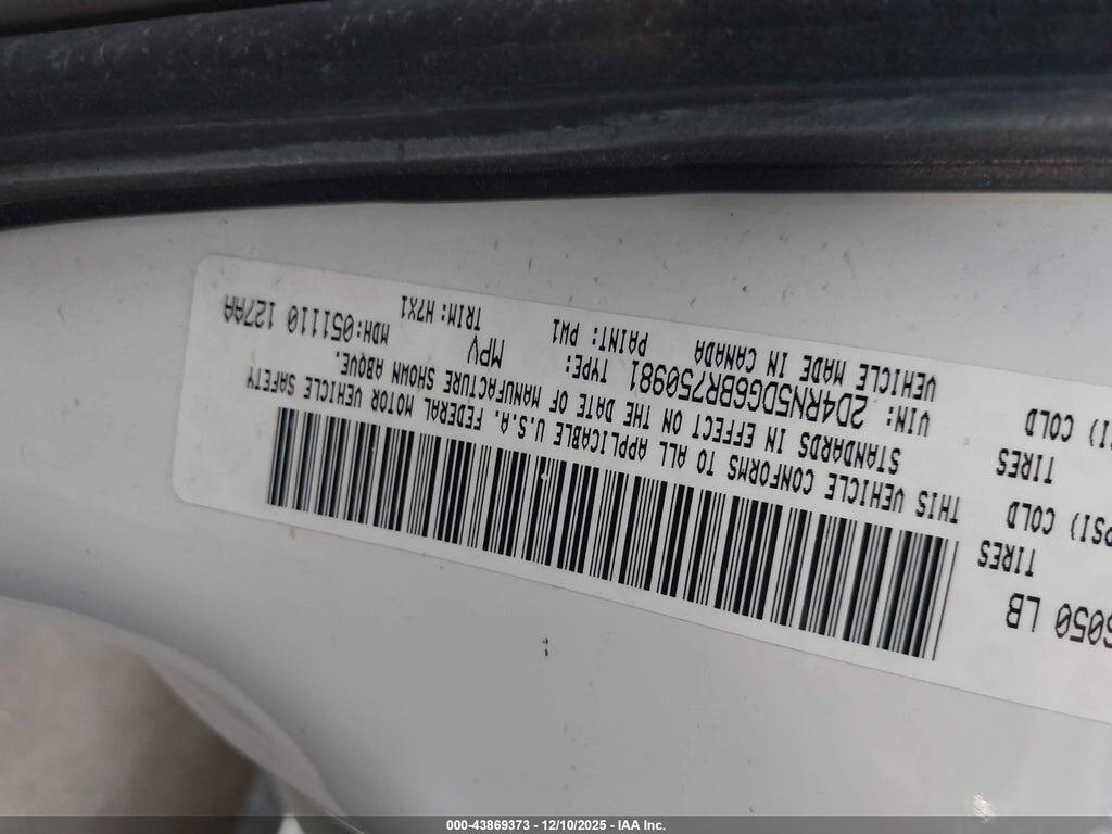 2D4RN5DG6BR750981 2011 DODGE GRAND CARAVAN photo no. 9