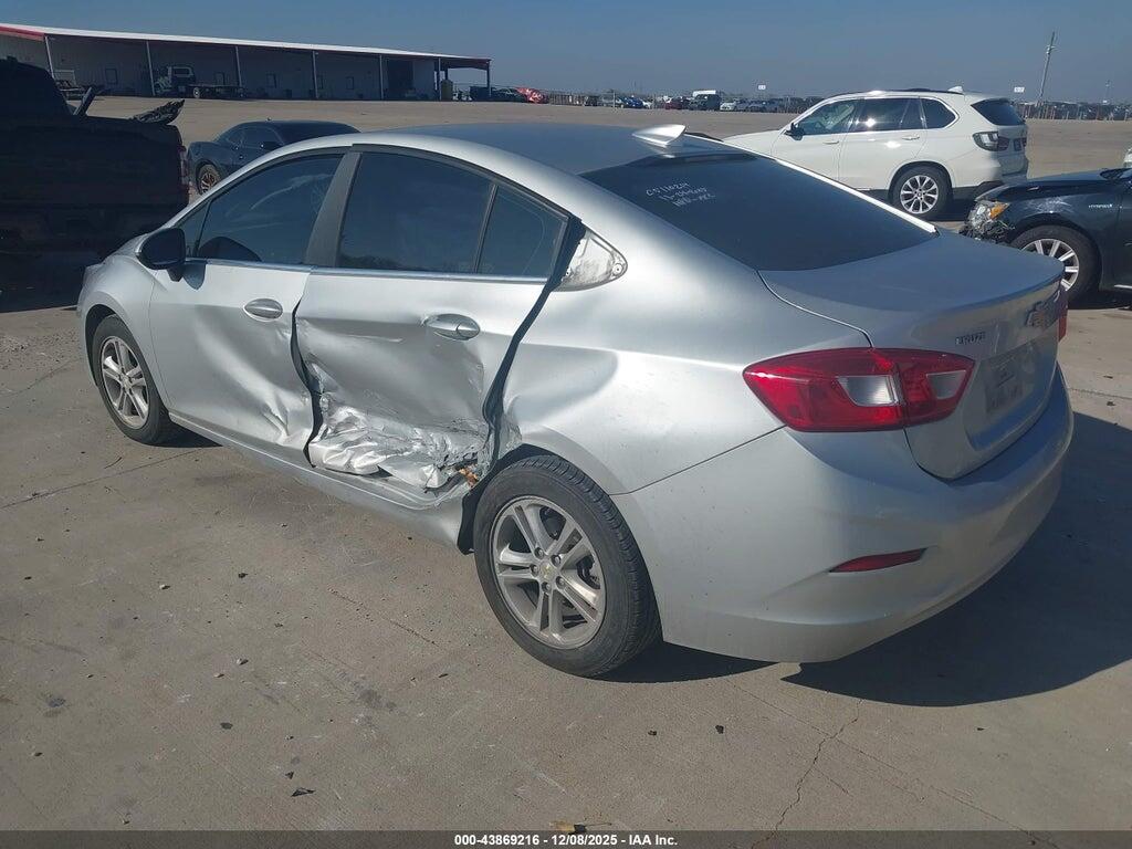 1G1BE5SM1J7190903 2018 CHEVROLET CRUZE photo no. 3