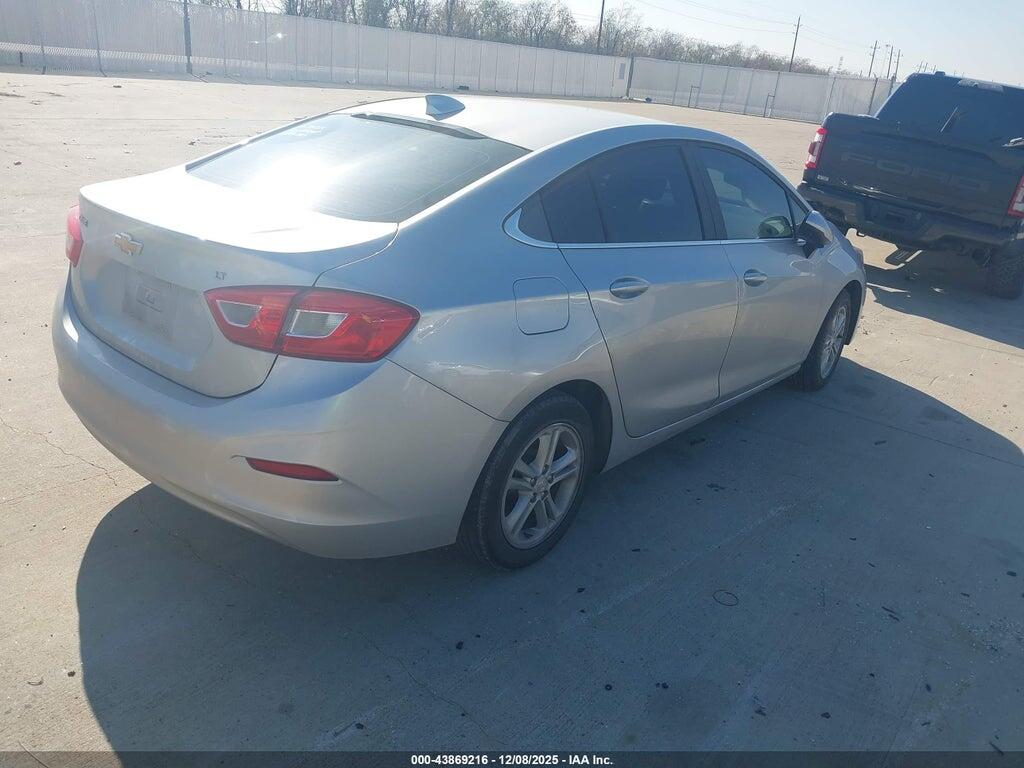 1G1BE5SM1J7190903 2018 CHEVROLET CRUZE photo no. 4