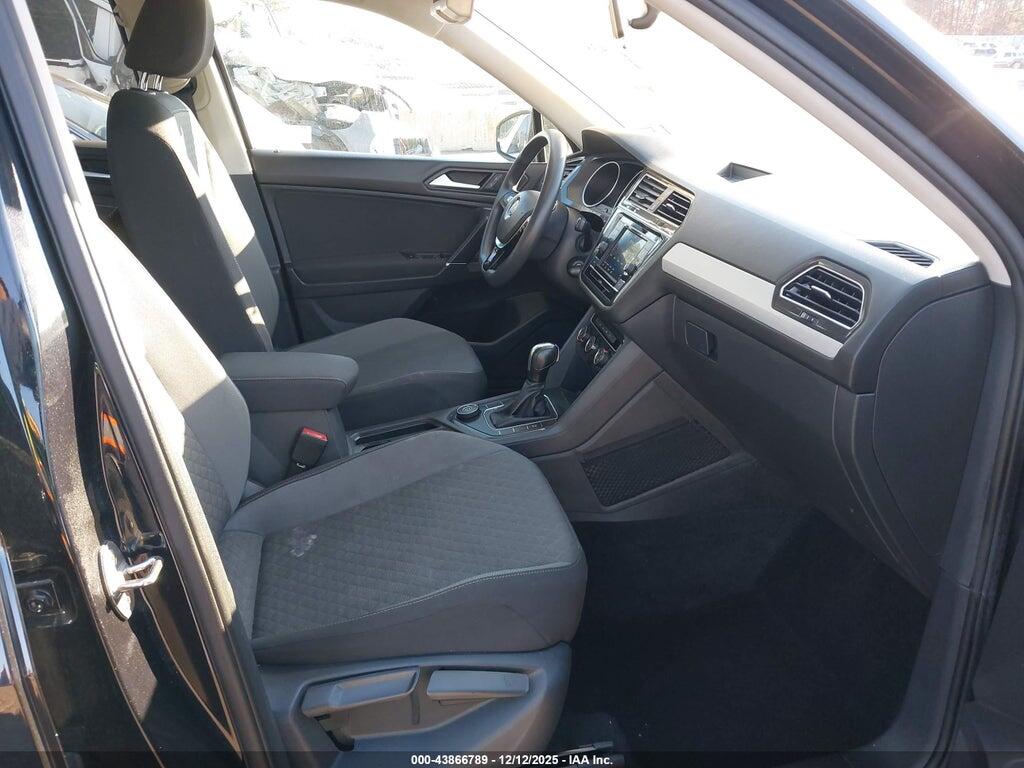 3VV0B7AX2LM069631 2020 VOLKSWAGEN TIGUAN photo no. 5