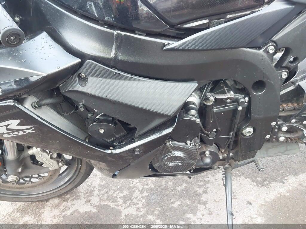 JS1GN7FA6R7100515 2024 SUZUKI GSX-R600 photo no. 9