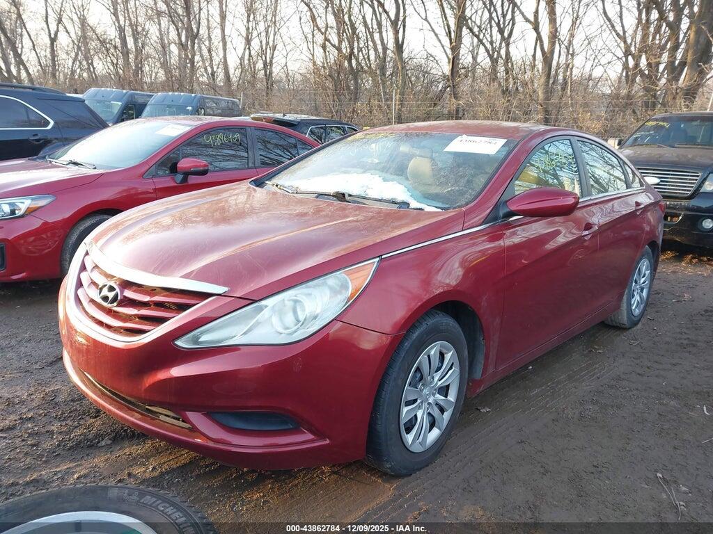 5NPEB4ACXBH093034 2011 HYUNDAI SONATA photo no. 2