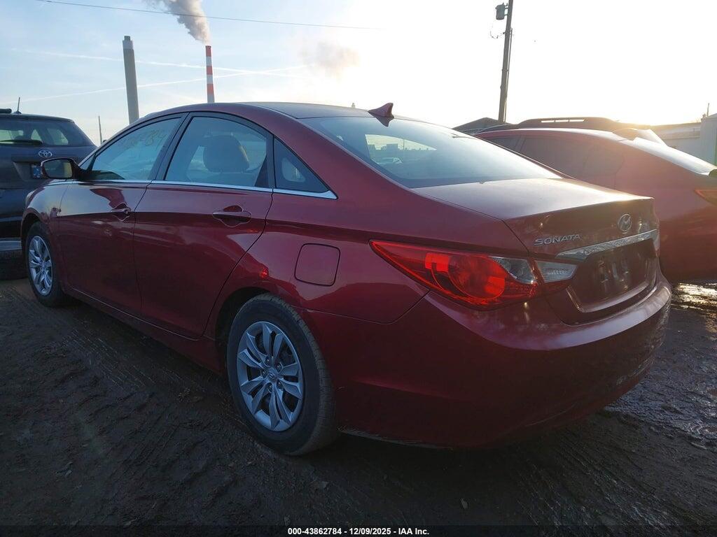 5NPEB4ACXBH093034 2011 HYUNDAI SONATA photo no. 3