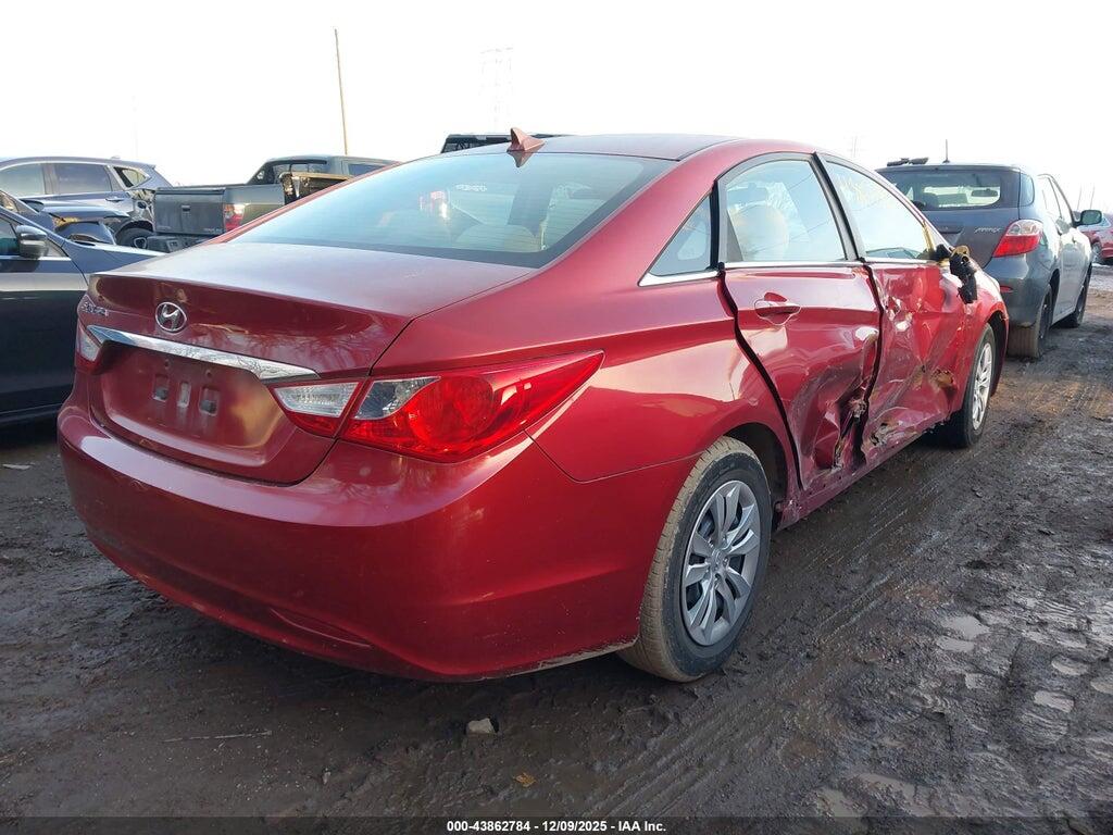 5NPEB4ACXBH093034 2011 HYUNDAI SONATA photo no. 4