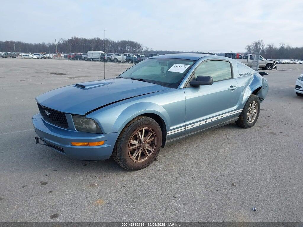1ZVFT80N155103849 2005 FORD MUSTANG photo no. 2
