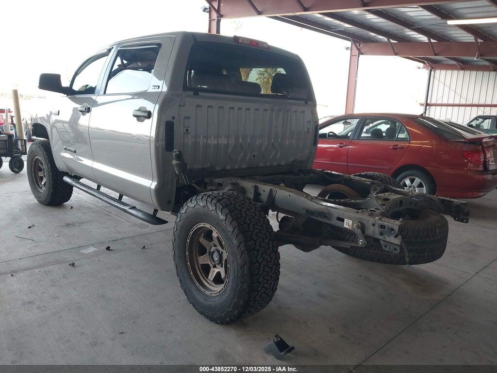 5TFDY5F13JX694747 2018 TOYOTA TUNDRA photo no. 3