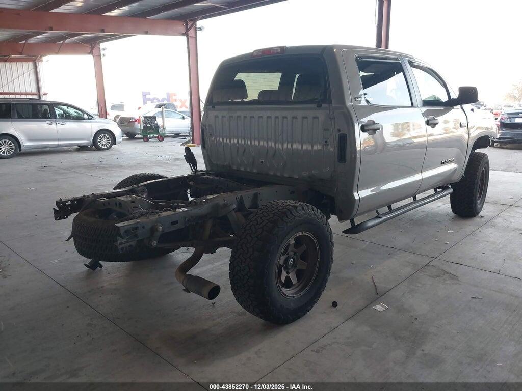 5TFDY5F13JX694747 2018 TOYOTA TUNDRA photo no. 4