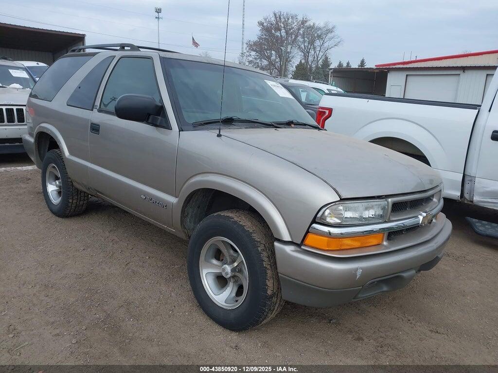1GNCS18W92K135787 2002 CHEVROLET BLAZER photo no. 1