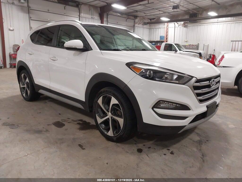 KM8J3CA22HU562429 2017 HYUNDAI TUCSON photo no. 1