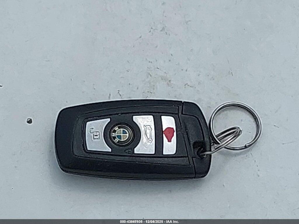 WBAXG5C58DDY31076 2013 BMW 528I photo no. 11