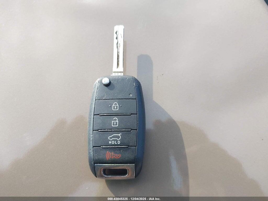 KNDJN2A22E7111052 2014 KIA SOUL photo no. 11