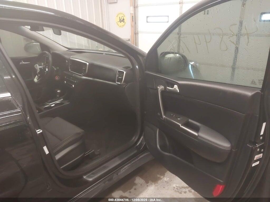 KNDPMCAC8N7953292 2022 KIA SPORTAGE photo no. 5
