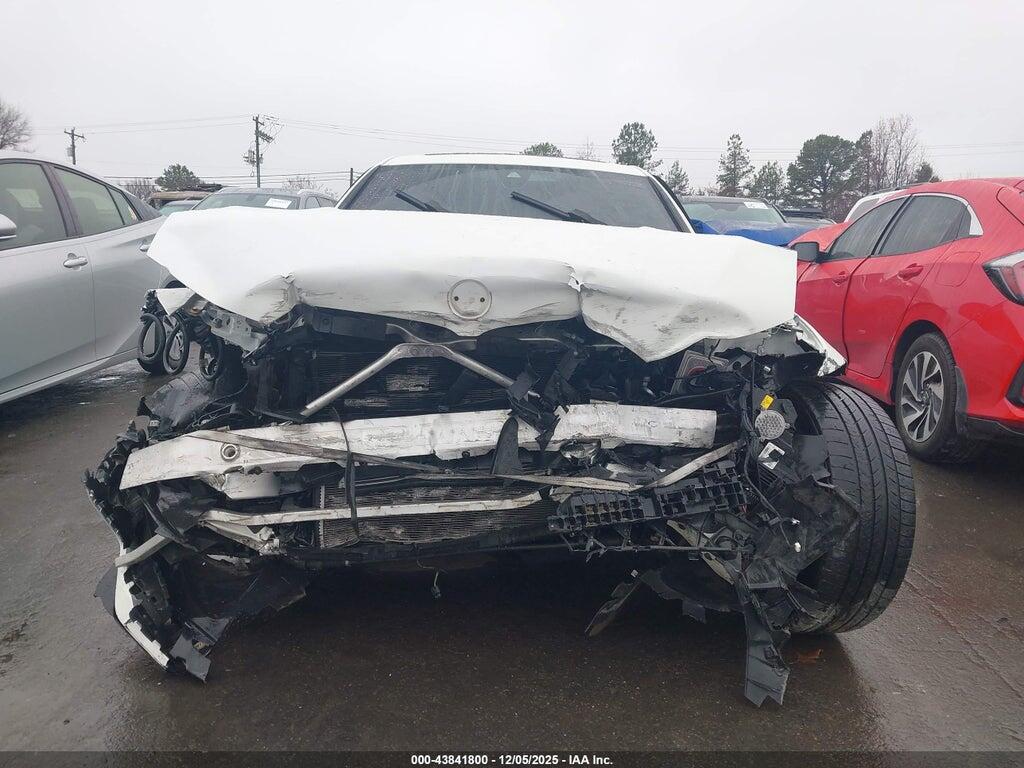 3MW5U7J01M8B63525 2021 BMW 3 SERIES photo no. 11